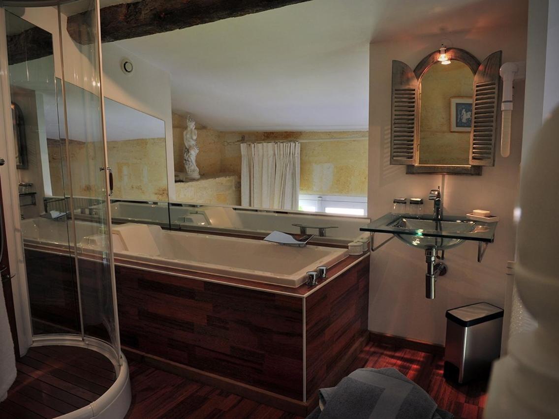 Petit Garros Otel Fronsac  Dış mekan fotoğraf